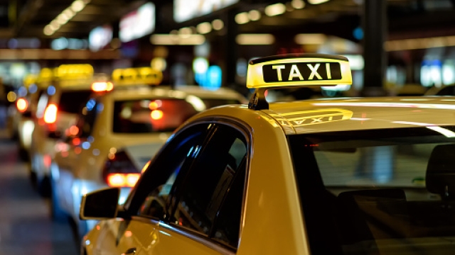 Taxi Tales: Navigating Your Airport Ride with Ease