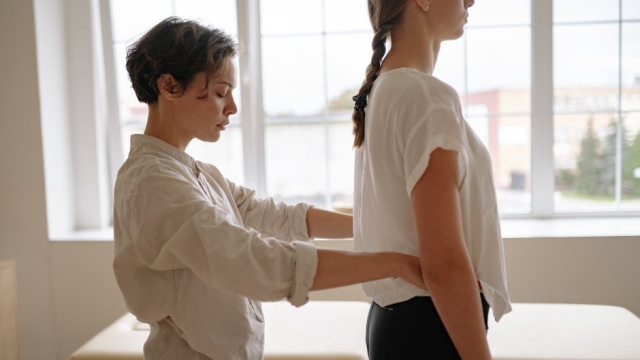 The Benefits of Thai Foot Massage for Relaxation and Wellness