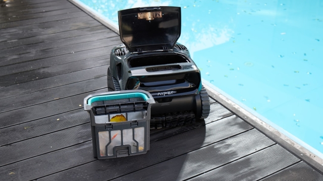 The Importance of Hiring Expert Pool Technicians for Maintenance