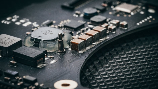 Overview of RAZ RX 50K Features and Specifications